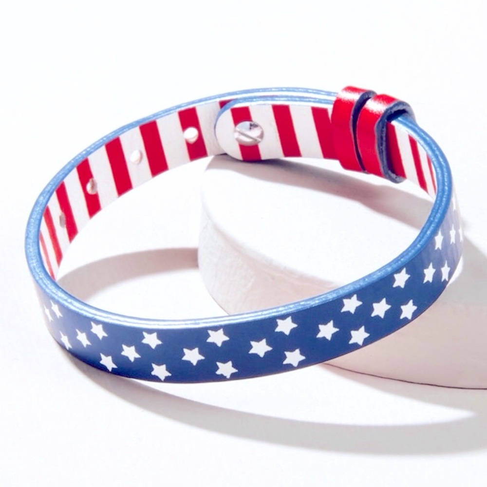 Patriotic reversible leather band